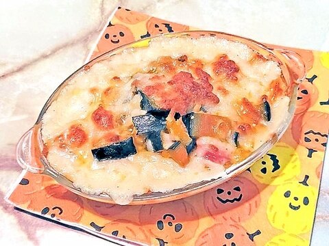 ハロウィンに!南瓜乗せのクリームグラタン♪